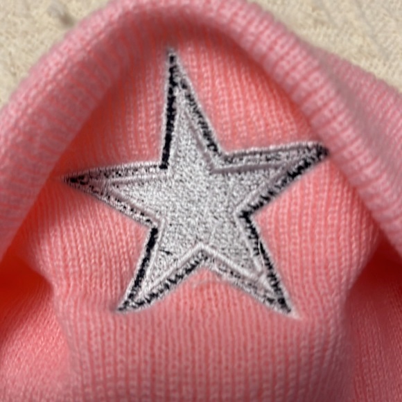 Dallas Cowboys Hat Logo Embroidered Beanie - Picture 5 of 5